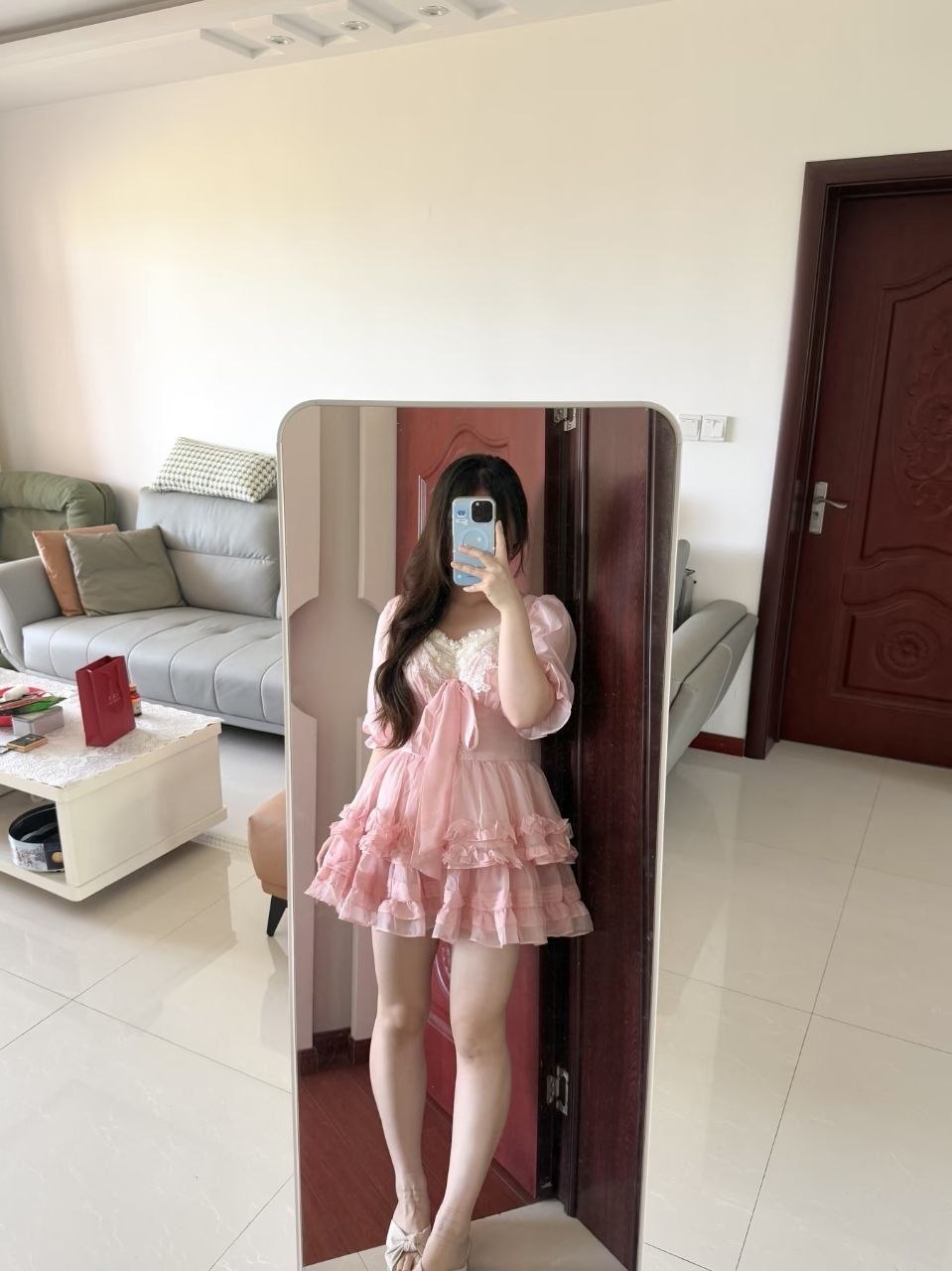 反差大学生少女萝莉自慰 配图