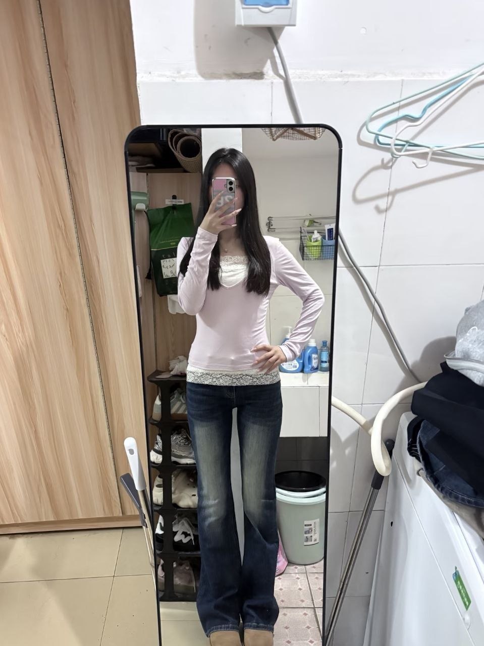 反差大学生少女萝莉自慰 配图