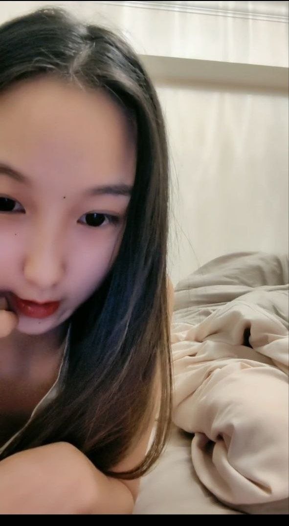 乱伦巨乳人妻/熟女少妇AV 配图