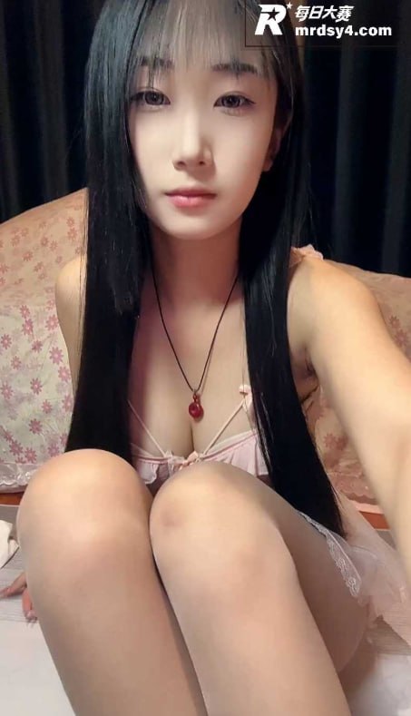 萝莉阁学生少女爱口交 配图