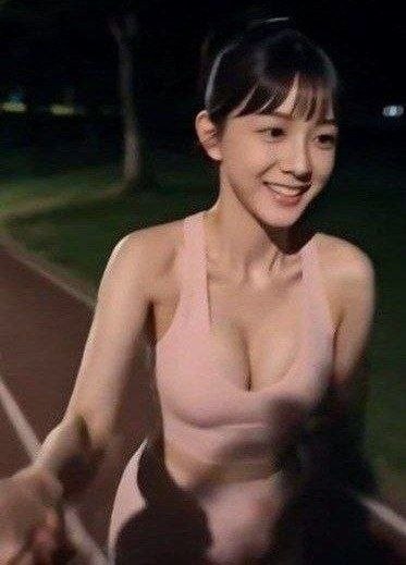 海角乱伦/熟女人妻AV 配图