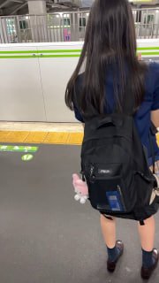 黑丝高跟💄原味制服👀 配图