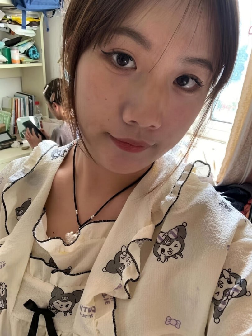 高颜值学生(情侣女友) 配图
