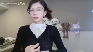 熟女人妻/吃瓜猎奇 配图